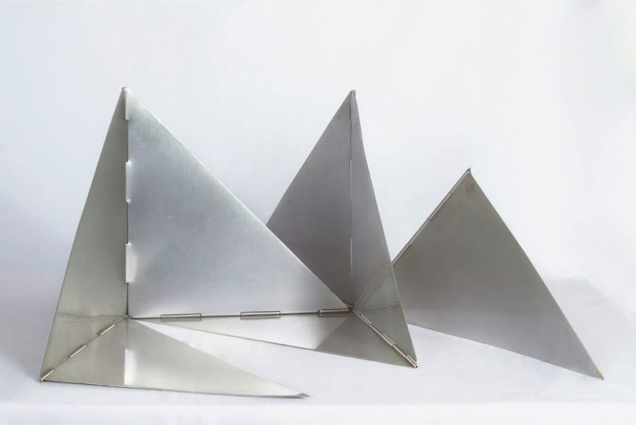 Lygia Clark | Bicho Caranguejo Duplo (1961) 